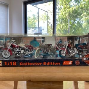 NIB Harley Davidson Collectors Edition Series 5 Maisto 1:18. Box never opened.